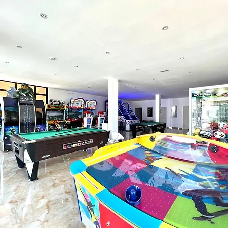 Studio By The Sea, Heated Pool In Tenerife South