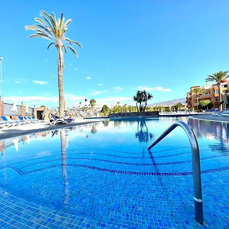 Apartman Studio By The Sea, Heated Pool In Tenerife South *