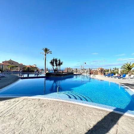 Apartman Studio By The Sea, Heated Pool In Tenerife South *