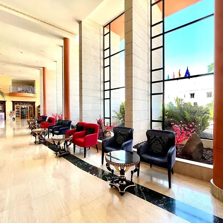 Apartman Studio By The Sea, Heated Pool In Tenerife South *