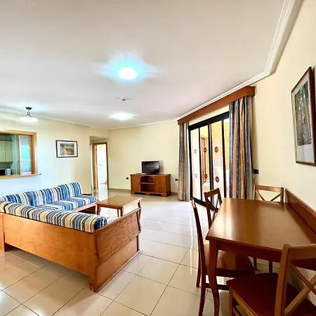 Apartman Studio By The Sea, Heated Pool In Tenerife South *