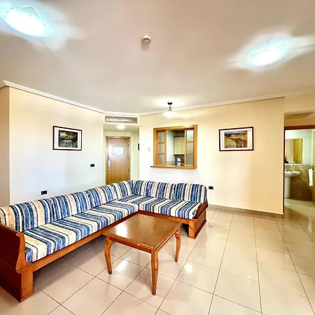 Apartman Studio By The Sea, Heated Pool In Tenerife South *